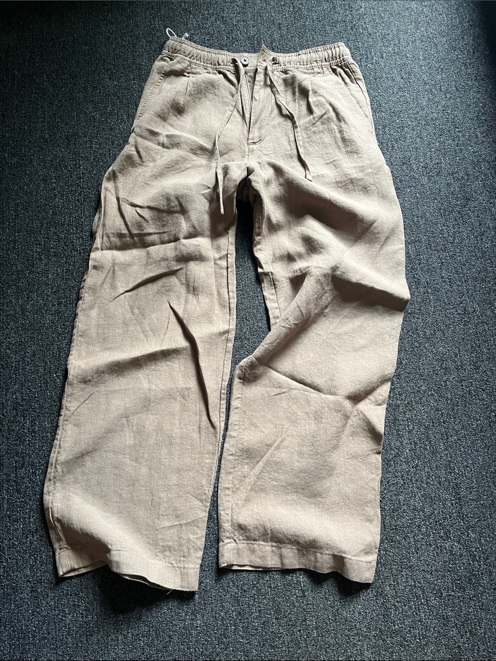 Zara Men’s Linen-Blend Drawstring Chinos — Light Tan